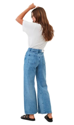 Afends Gigi Hemp Denim Ladies Flared Jeans Worn Blue -Trendy Clothing Store AfendsGigiHempDenimLadiesFlaredJeansWornBluev4